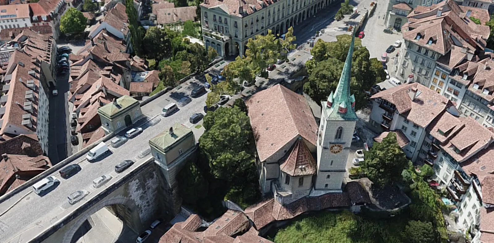 Luftaufnahme der Nydeggbrücke und der Nydeggkirche in Bern